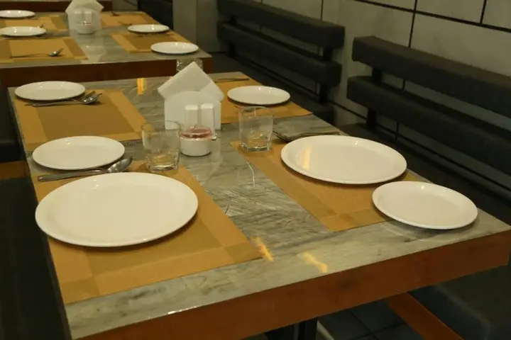 Ахмедабад: Shri Akshar Hotel