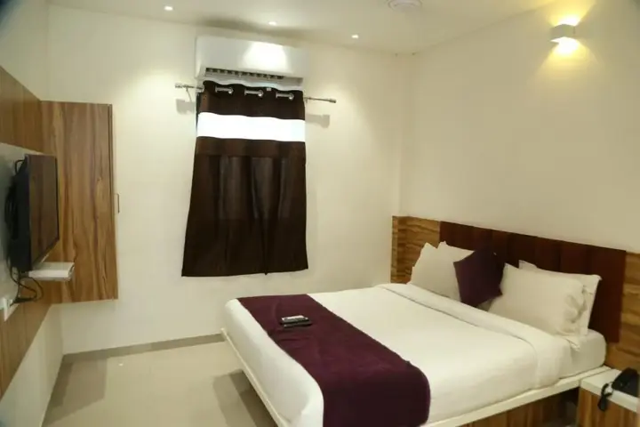Ахмедабад: Shri Akshar Hotel