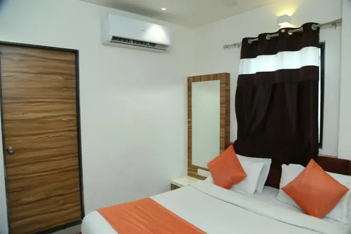 Ахмедабад: Shri Akshar Hotel