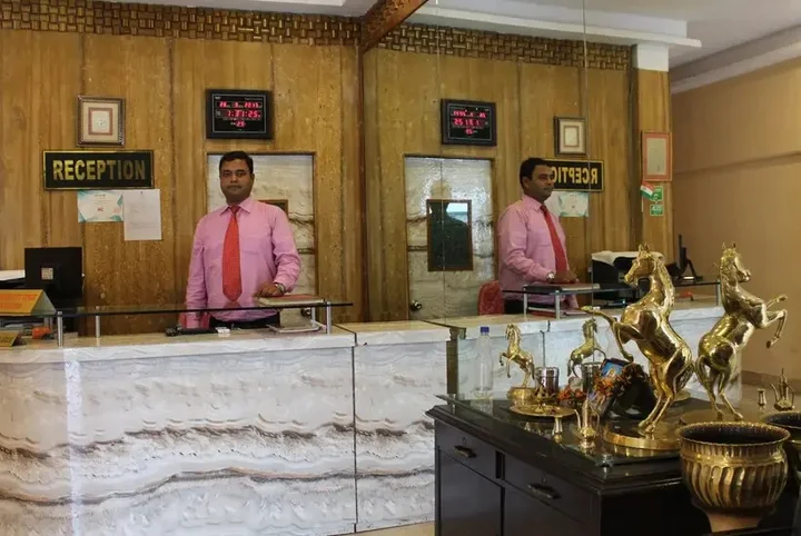 Лакхнау: Hotel Pal Avadh