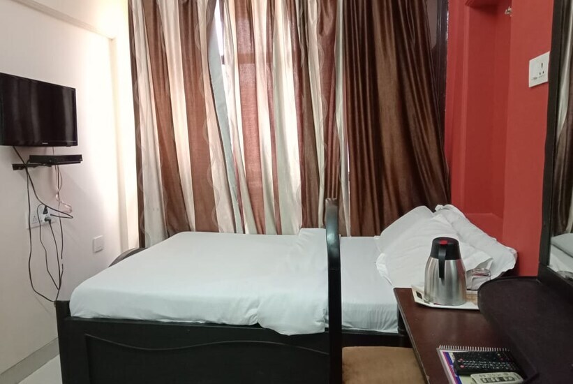 Лакхнау: Hotel Pal Avadh