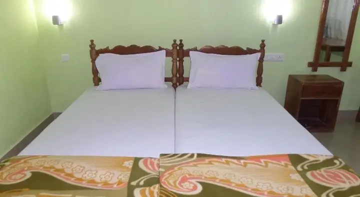 Кумили: Rose Garden Homestay