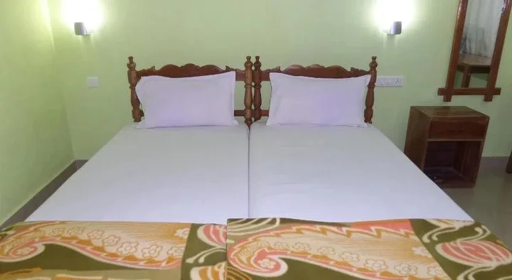 Кумили: Rose Garden Homestay