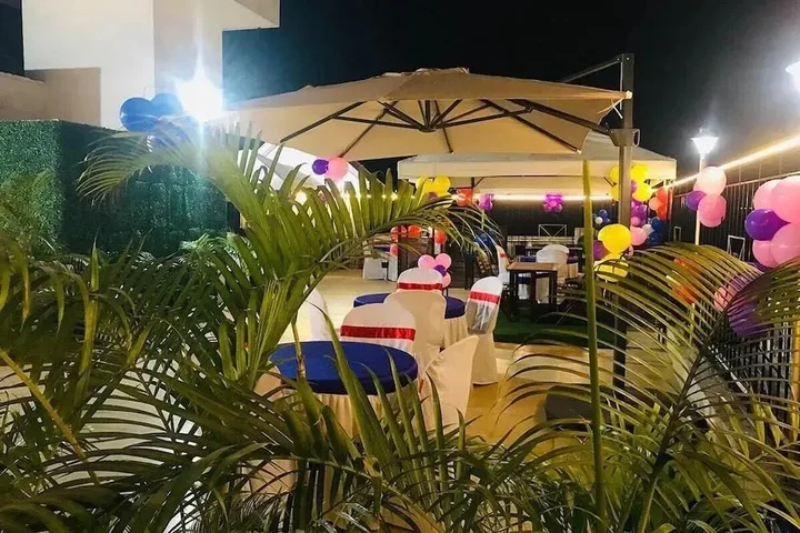 Силигури: Rajdarbar Hotel & Banquets