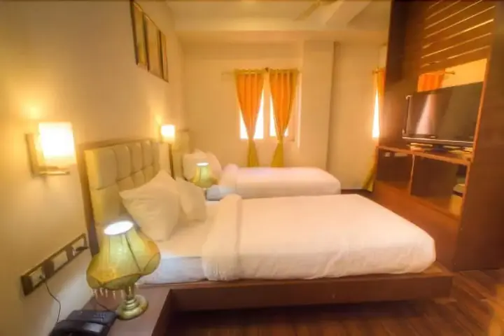 Силигури: Rajdarbar Hotel & Banquets