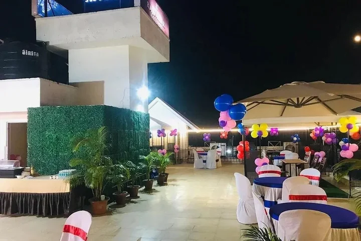 Силигури: Rajdarbar Hotel & Banquets