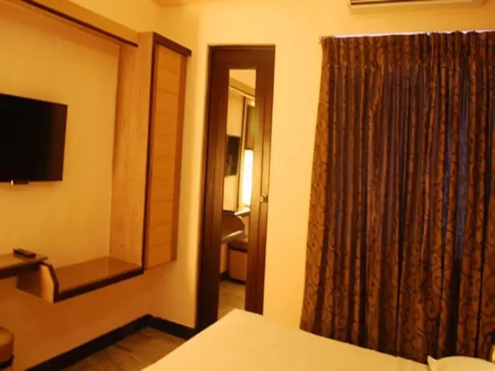 Мадурай: The Madurai Residency