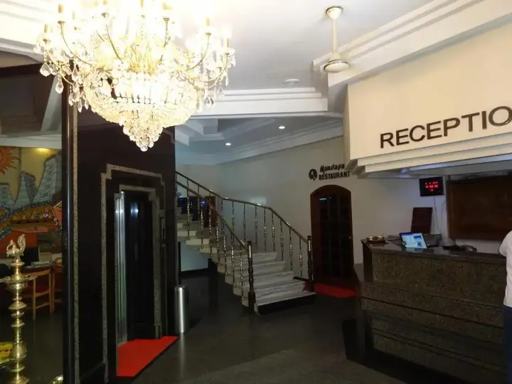 Мадурай: The Madurai Residency