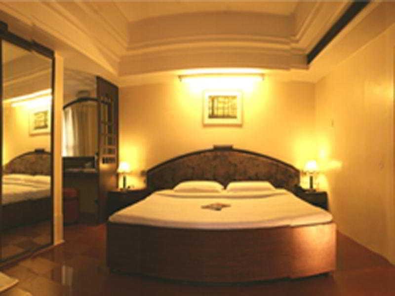 Мадурай: The Madurai Residency