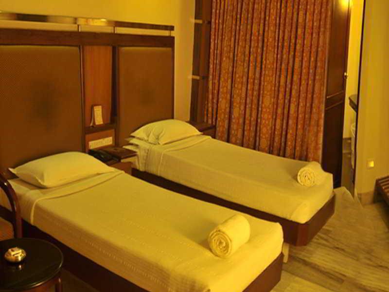 Мадурай: The Madurai Residency