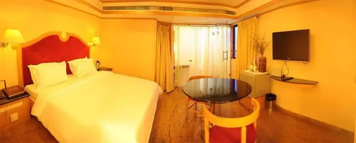 Мадурай: The Madurai Residency
