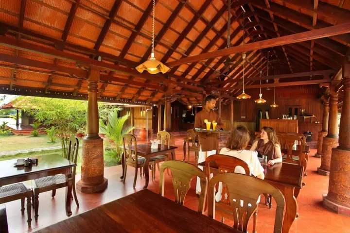 Cherthala: Kondai Lip Backwater Heritage Resort