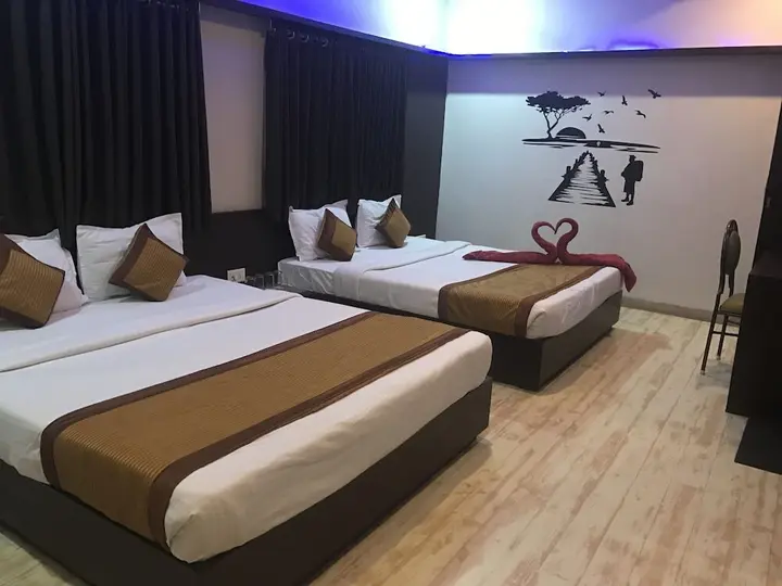 Индаур: FabHotel Bee Town