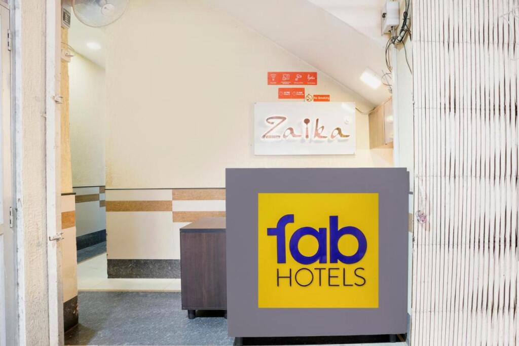Тхане: FabHotel Shree Balaji NX Banquets & Apartment