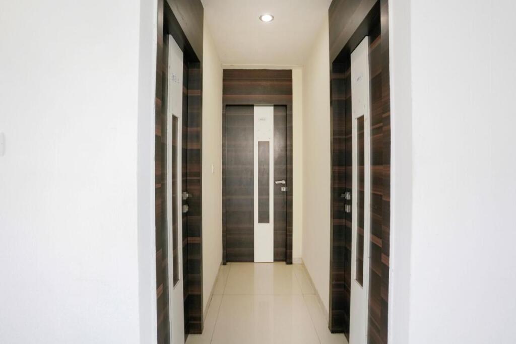 Тхане: FabHotel Shree Balaji NX Banquets & Apartment
