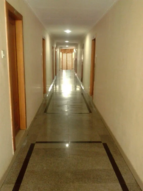 Коччи: YMCA International House