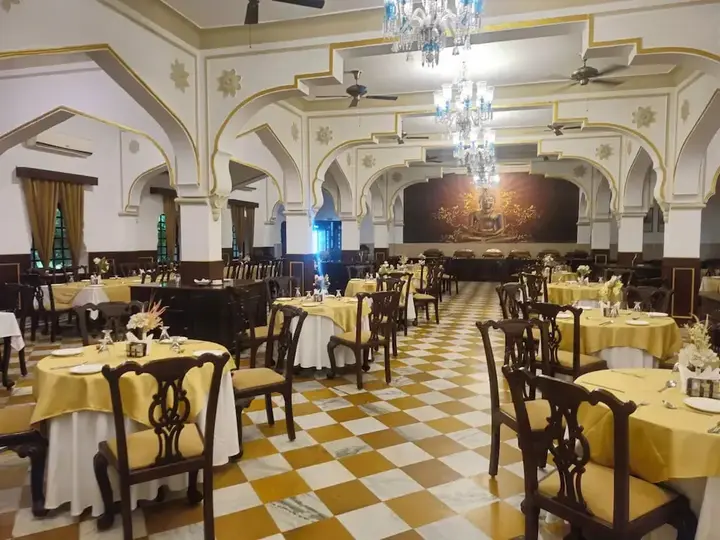 Крепость Jhansi: Hotel Raj Mahal The Palace