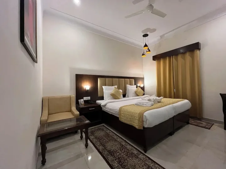 Крепость Jhansi: Hotel Raj Mahal The Palace