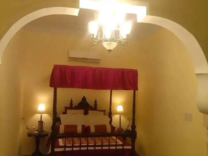 Крепость Jhansi: Hotel Raj Mahal The Palace
