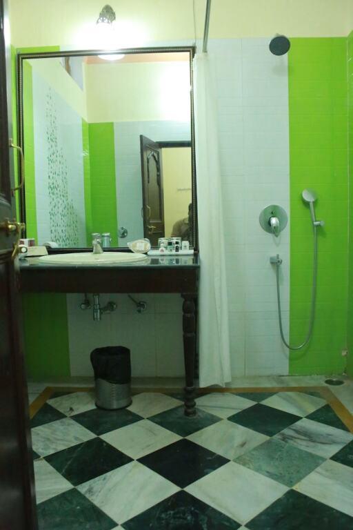 Крепость Jhansi: Hotel Raj Mahal The Palace