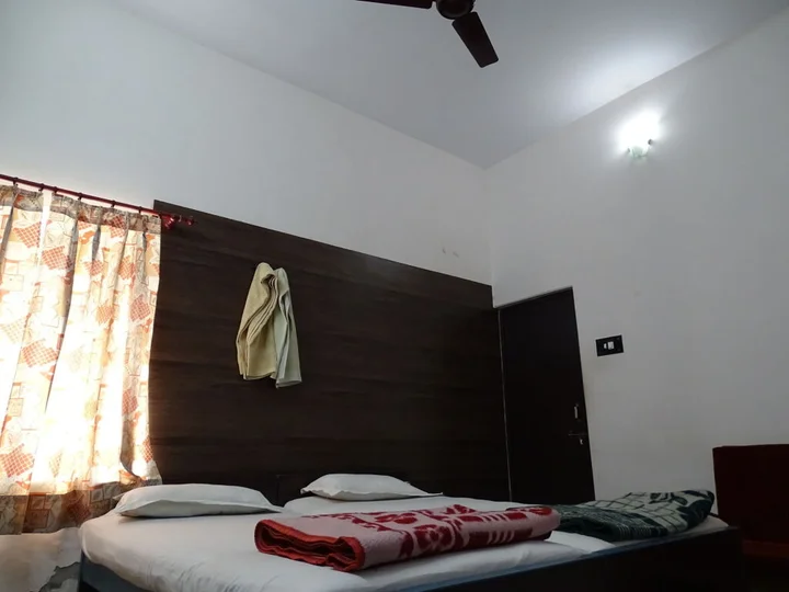 Варанаси: Teerth Guest House