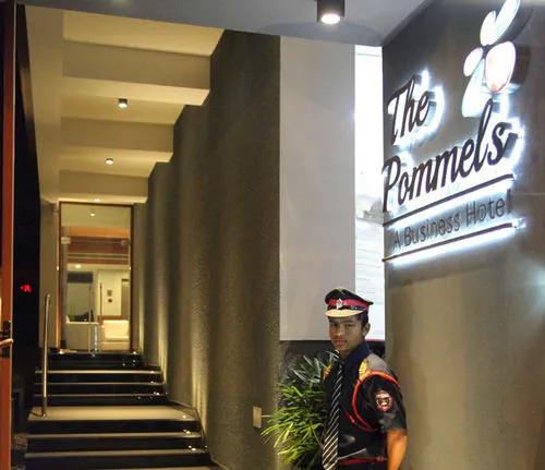 Бангалор: The Pommels Business Hotel