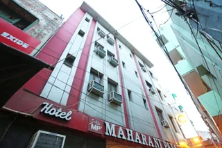 Нью-Дели: OYO 6096 Hotel Maharani Palace