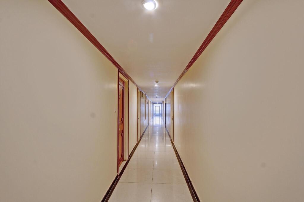 Салем: Capital O 8169 Hotel Salem Castle