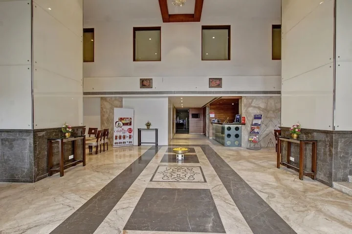 Салем: Capital O 8169 Hotel Salem Castle