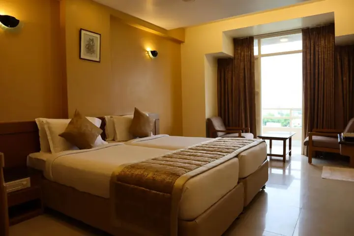 Салем: Capital O 8169 Hotel Salem Castle