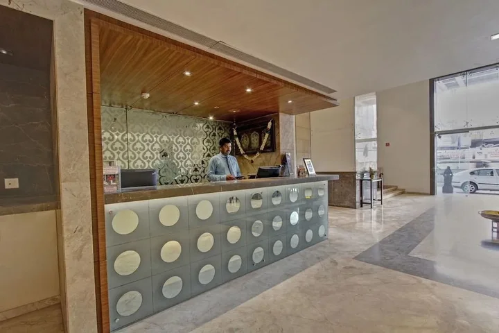 Салем: Capital O 8169 Hotel Salem Castle