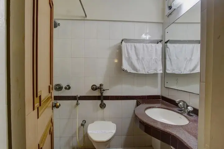 Салем: Capital O 8169 Hotel Salem Castle