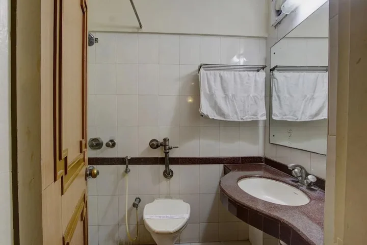 Салем: Capital O 8169 Hotel Salem Castle