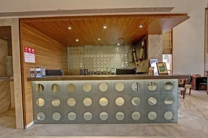 Салем: Capital O 8169 Hotel Salem Castle