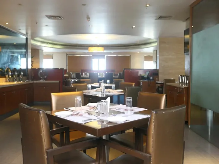 Салем: Capital O 8169 Hotel Salem Castle