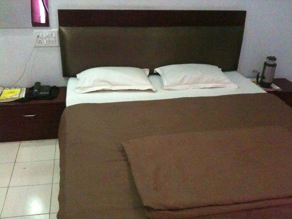 Ахмедабад: Hotel Rajtilak