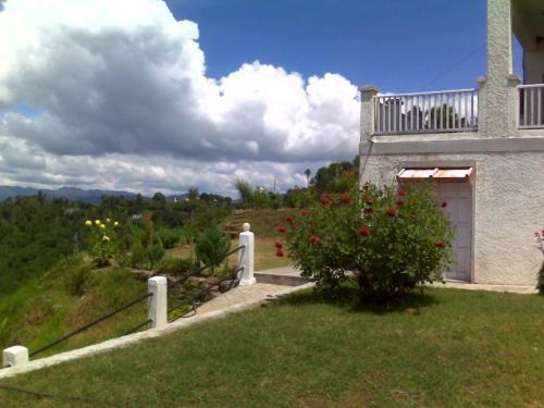 Раникхет: Cosmos Himalayan Villas