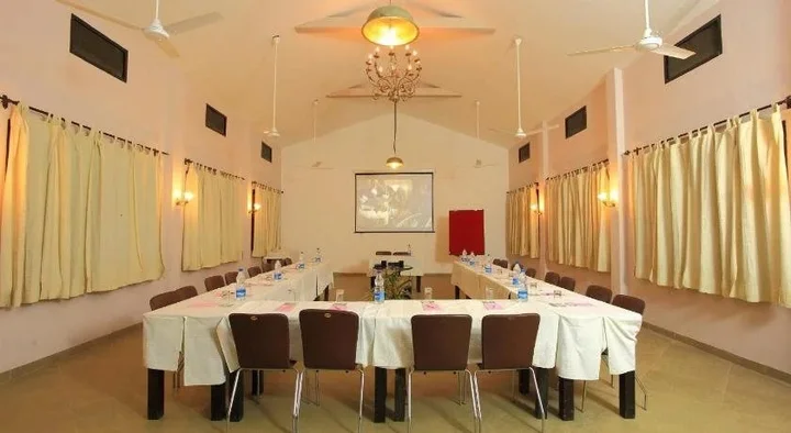 Баихар: Infinity Resort Kanha