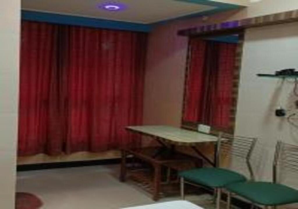 Hotel Parth — фото 1