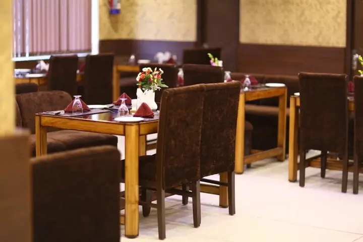 Дехрадун: The Pearl Grand Hotel