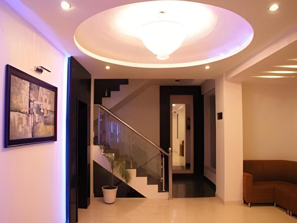 Крепость Ramnagar: Hotel Anand Castle
