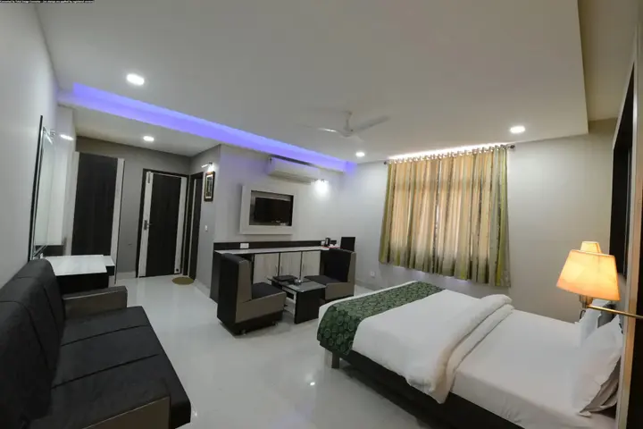 Биканер: Hotel Heeralal