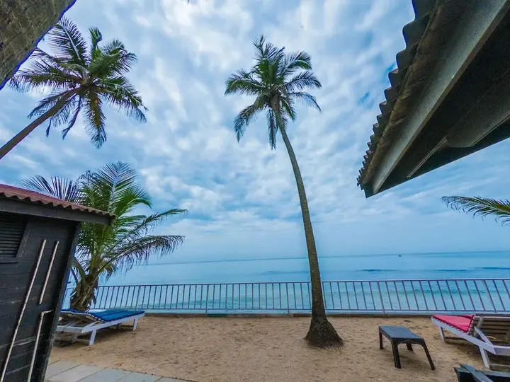 Анджуна: Vista Praia Beachfront Cottages