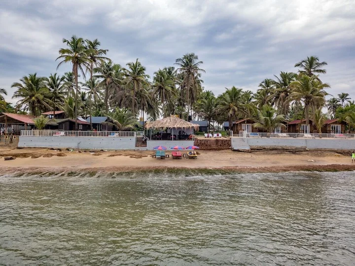 Анджуна: Vista Praia Beachfront Cottages