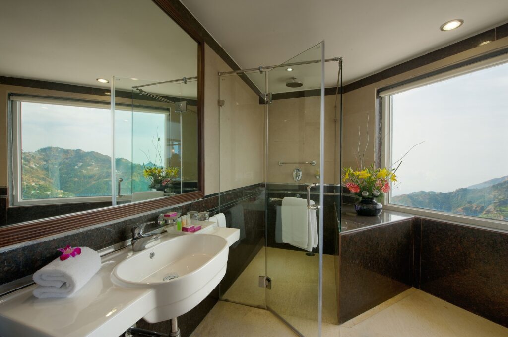 Массури: Royal Orchid Fort Resort