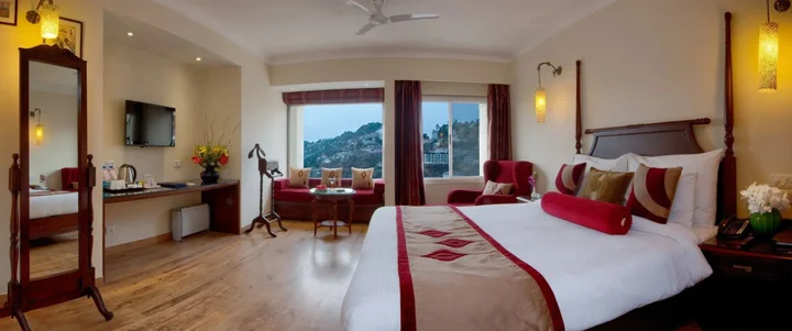 Массури: Royal Orchid Fort Resort