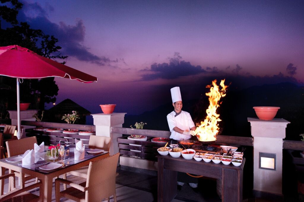 Массури: Royal Orchid Fort Resort