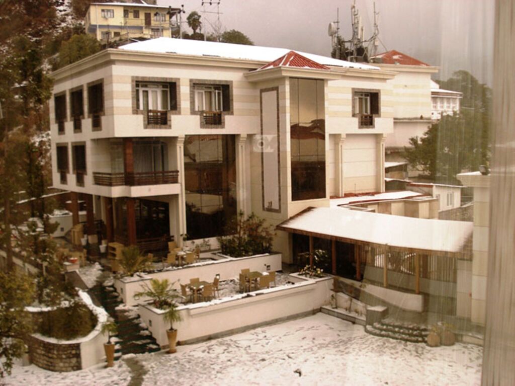 Массури: Royal Orchid Fort Resort