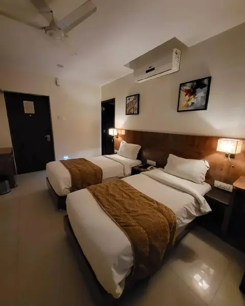 Ширди: Hotel Sai Jashan Shirdi - Where blessings & comfort meet