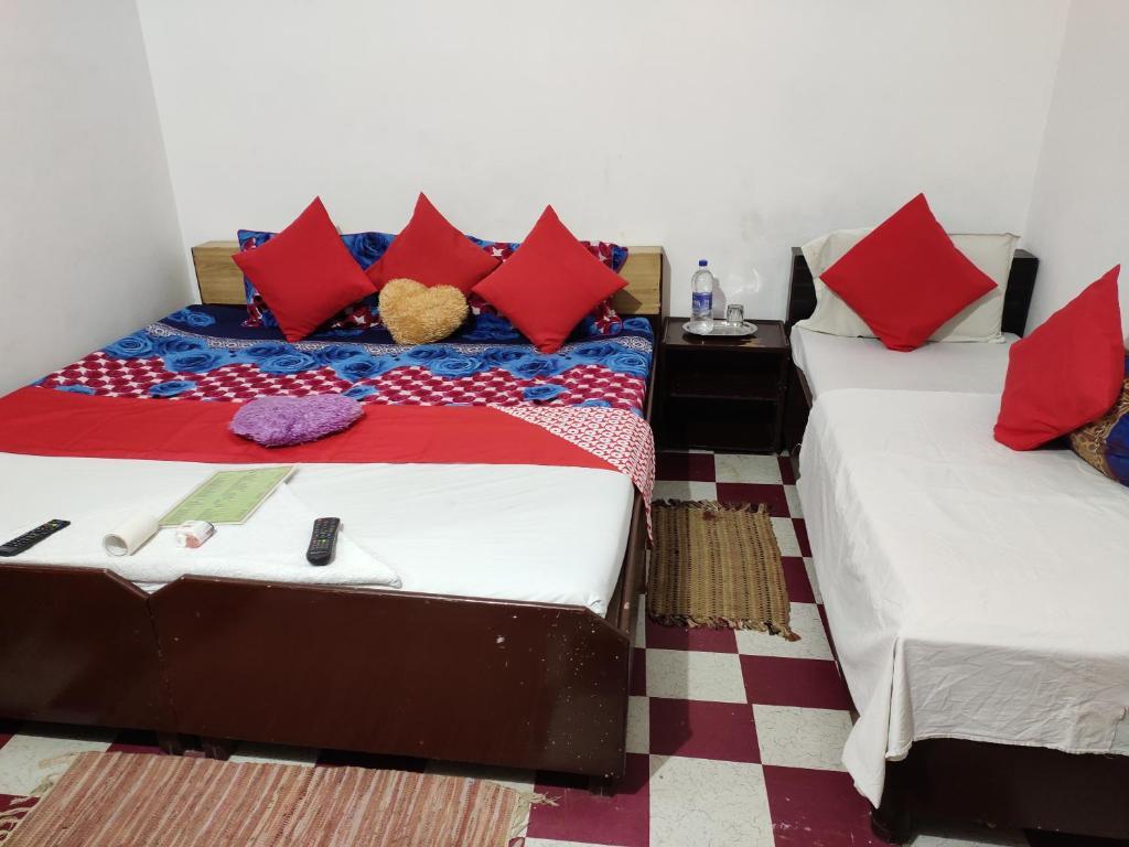 Агра: Agra Paying Guest House